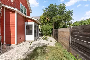 3004 Neal St, Austin, TX 78702 - Photo 33