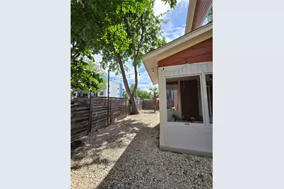 3004 Neal Street, Austin, TX 78702 - Photo 9