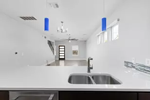 3004 Neal St, Austin, TX 78702 - Photo 15