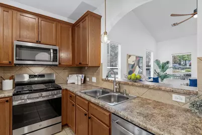 10315 Marietta Drive, Austin, TX 78748 - Photo 7