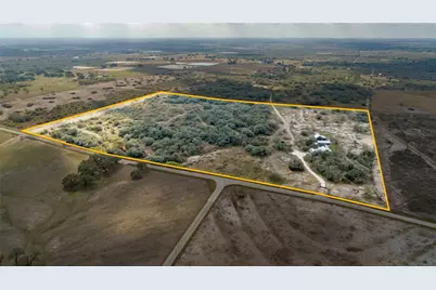 698 Hilbrich Road, Westhoff, TX 77994 - Photo 3