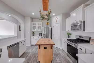 3708 Wetland Drive, Pflugerville, TX 78660 - Photo 9
