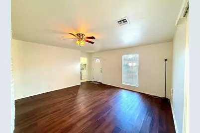 4407 E Stassney Lane, Austin, TX 78744 - Photo 3