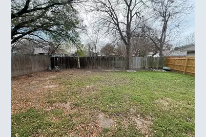 4407 E Stassney Lane, Austin, TX 78744 - Photo 17