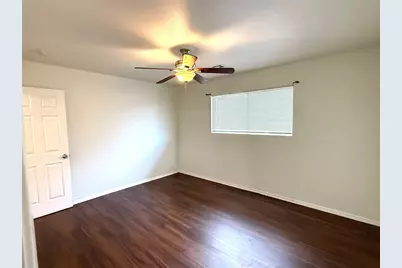 4407 E Stassney Lane, Austin, TX 78744 - Photo 11