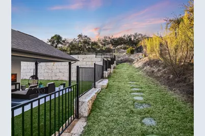 308 Lodestone Lane, Austin, TX 78738 - Photo 21