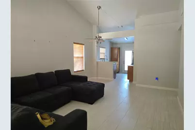137 Prairie Springs Cove, Georgetown, TX 78626 - Photo 3