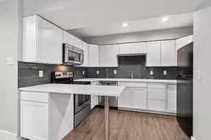 935 La Posada Dr, Austin, TX 78752 - Photo 1