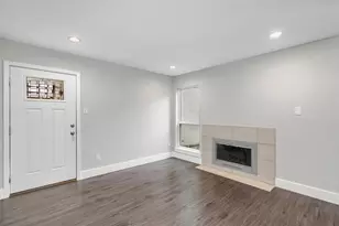 935 La Posada Dr, Austin, TX 78752 - Photo 7