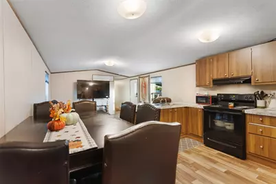 304 Regina Drive, Buda, TX 78610 - Photo 7