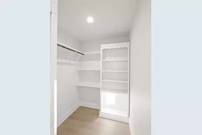 218 Crystal Knoll Boulevard, Georgetown, TX 78626 - Photo 17