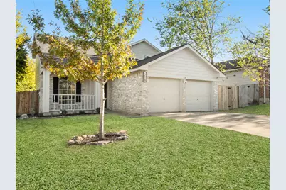 218 Crystal Knoll Boulevard, Georgetown, TX 78626 - Photo 3