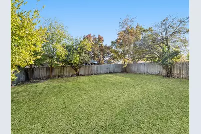218 Crystal Knoll Boulevard, Georgetown, TX 78626 - Photo 25