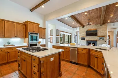 1525 Springlake Drive, Dripping Springs, TX 78620 - Photo 9