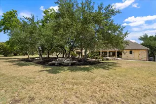 1525 Springlake Dr, Dripping Springs, TX 78620 - Photo 27