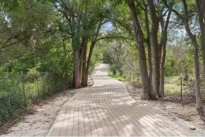 1525 Springlake Drive, Dripping Springs, TX 78620 - Photo 31