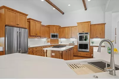 1525 Springlake Drive, Dripping Springs, TX 78620 - Photo 11