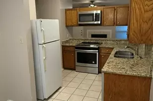 2414 Longview St, Austin, TX 78705 - Photo 3