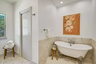 700 Furlong Dr, Austin, TX 78746 - Photo 13