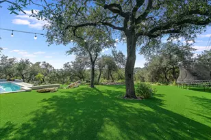 700 Furlong Dr, Austin, TX 78746 - Photo 23