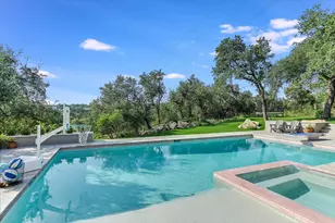 700 Furlong Dr, Austin, TX 78746 - Photo 21