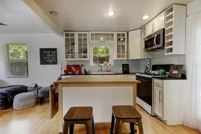 506 W Saint Johns Avenue, Austin, TX 78752 - Photo 5