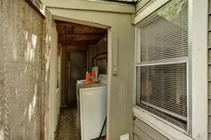 506 W St Johns Ave, Austin, TX 78752 - Photo 23