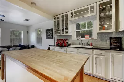 506 W Saint Johns Avenue, Austin, TX 78752 - Photo 11