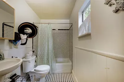 506 W Saint Johns Avenue, Austin, TX 78752 - Photo 21