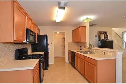 3916 Tapado Canyon Trail, Round Rock, TX 78681 - Photo 3