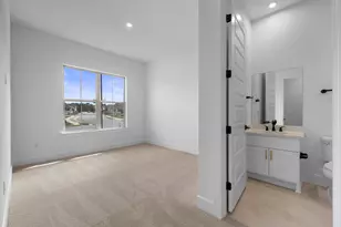 501 Jacaranda Ct, Liberty Hill, TX 78642 - Photo 17