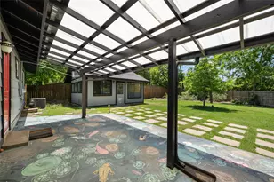 8500 Woodstone Dr Dr, Austin, TX 78757 - Photo 25
