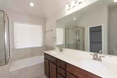 1916 Bobbywoods Lane, Manchaca, TX 78652 - Photo 15