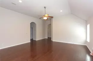 1916 Bobbywoods Ln, Manchaca, TX 78652 - Photo 5