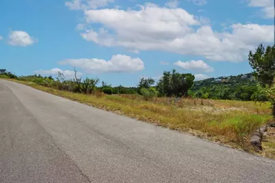 529 Julieanne Cove, Dripping Springs, TX 78620 - Photo 9