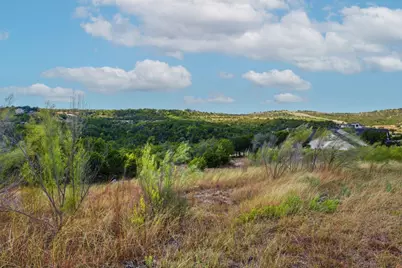 529 Julieanne Cove, Dripping Springs, TX 78620 - Photo 5