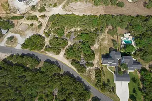 3515 Crosswind Dr, Spicewood, TX 78669 - Photo 1