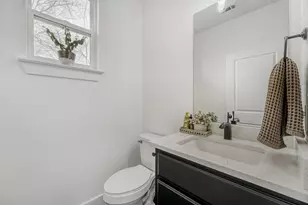 125 Irene St, Elgin, TX 78621 - Photo 13