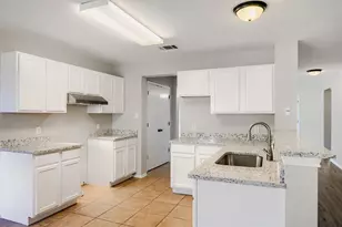 708 Pampas Ricas Dr, Leander, TX 78641 - Photo 5