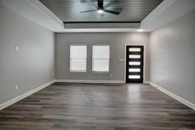 121 S Kanaio Drive, Bastrop, TX 78602 - Photo 23