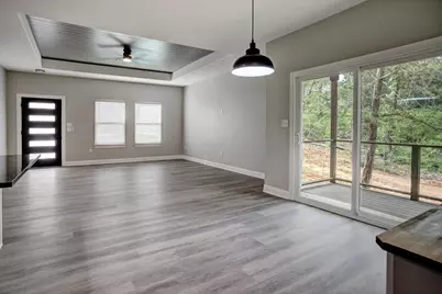 121 S Kanaio Drive, Bastrop, TX 78602 - Photo 5