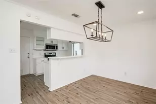 6705 Lancret Hill Dr, Austin, TX 78745 - Photo 7