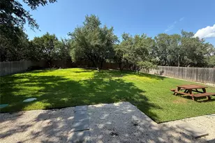 408 Cargill Dr, Briarcliff, TX 78669 - Photo 21