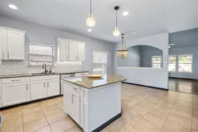 529 Oyster Creek, Buda, TX 78610 - Photo 7