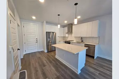 2220 Webberville Road #310, Austin, TX 78702 - Photo 9