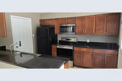 2104 Village Way Drive, Austin, TX 78745 - Photo 5