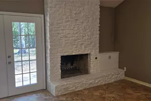 2104 Village Way Dr, Austin, TX 78745 - Photo 9