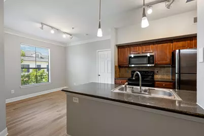 7701 Rialto Boulevard #1433, Austin, TX 78735 - Photo 7