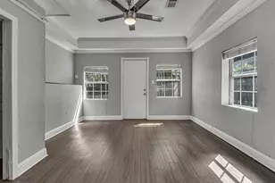 1915 Canterbury St, Austin, TX 78702 - Photo 21