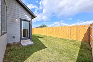 123 Tolo Dr, Elgin, TX 78621 - Photo 21